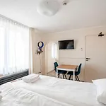 Sixtysix Guest house Zandvoort