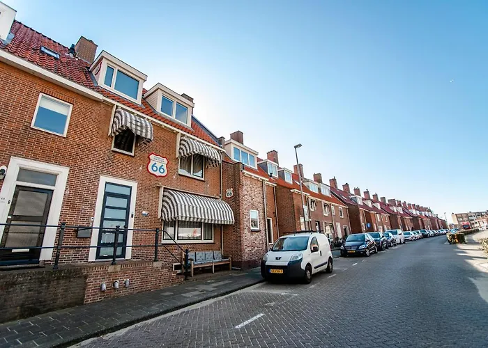 Sixtysix Pensionat Zandvoort